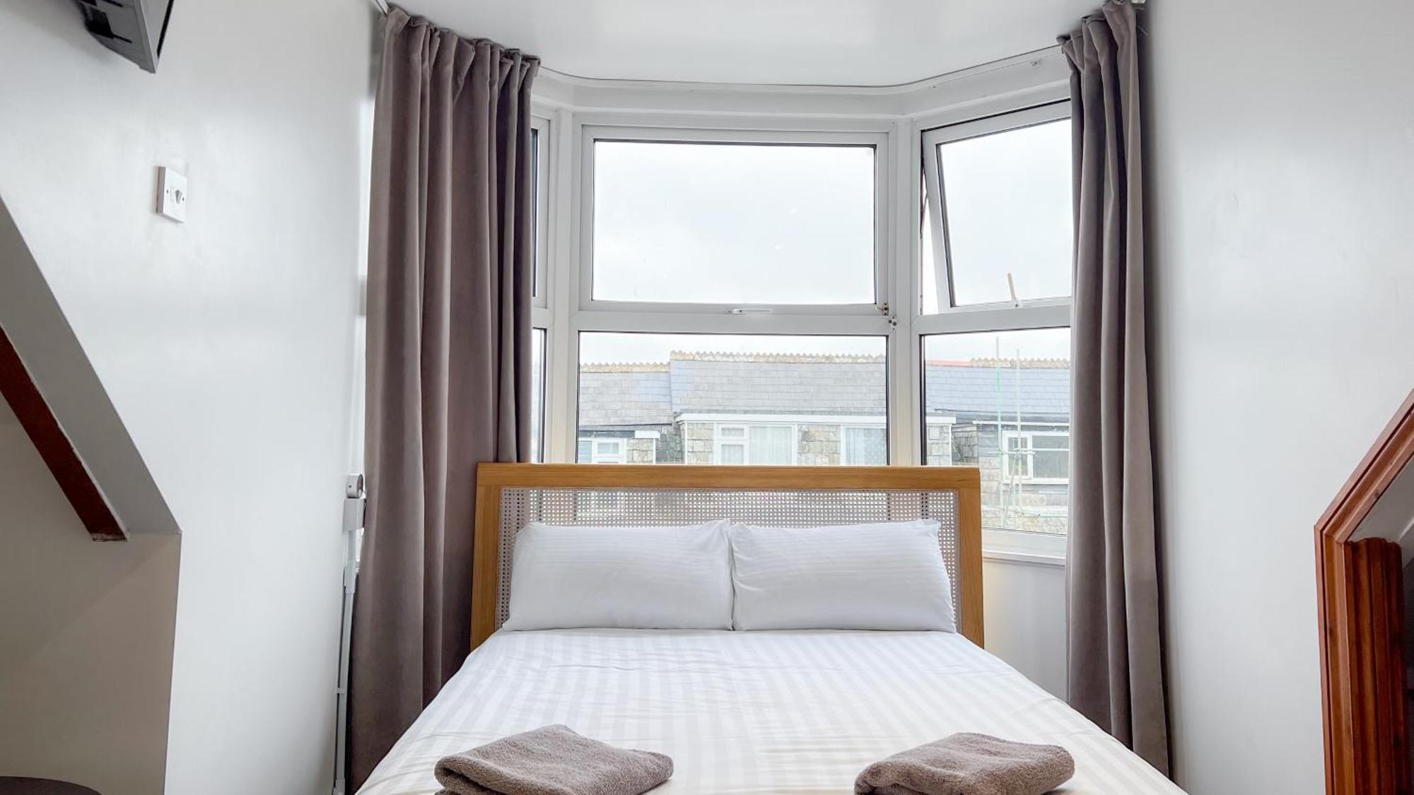 Town Lodge New Quay Exterior foto